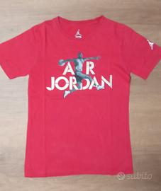 Nike T-shirt Air Jordan Rossa taglia M età 12 anni