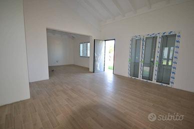 Villa di 170 m² con 5 locali e box auto a Sant'Aga