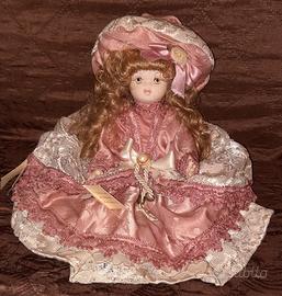 Bambola antica Capodimonte 
