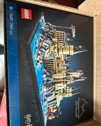 LEGO 76419 - Hogwarts castel and grounds -