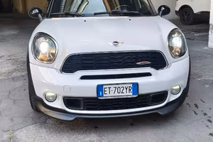 Auto Mini Countryman John Cooper works r60