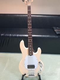 Basso Elettrico Sterling by Music Man