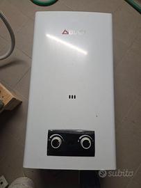 SCALDINO A GAS CAMERA APERTA