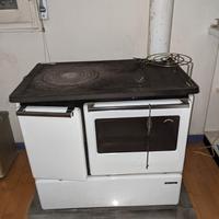 Cucina economica a legna