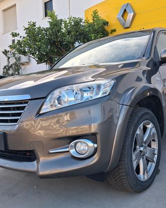 TOYOTA Rav4 Crossover 2.200 D-Cat 150cv 4WD Autom.