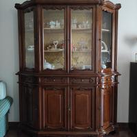Credenza con vetrina