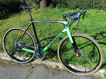 Gravel Orbea Terra M30-D Carbonio