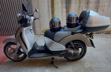 Aprilia Scarabeo 200