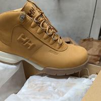 scarpa helly hansen 45 nuova leggerissima 