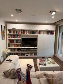Parete attrezzata design 350×220 laccato bianco