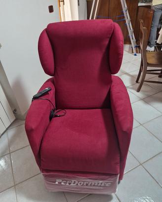 poltrona reclinabile di per dormire 