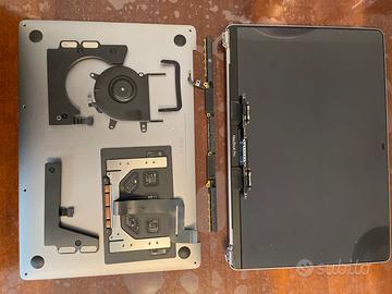 Macbook pro 13.3 ricambi