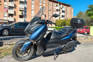 XMAX 300 YAMAHA 