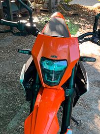 Ktm 390 smcr motard