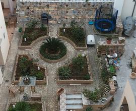 Attico per Hotel Boutique con 8 suite e terrazzo