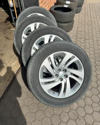 Cerchi originali 18 range rover evoque 2 s. gomme