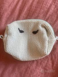 Astuccio Shein