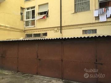 Box per auto in centro accesso privato