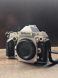 CORREDO NIKON