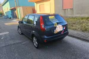 Macchina Fiesta