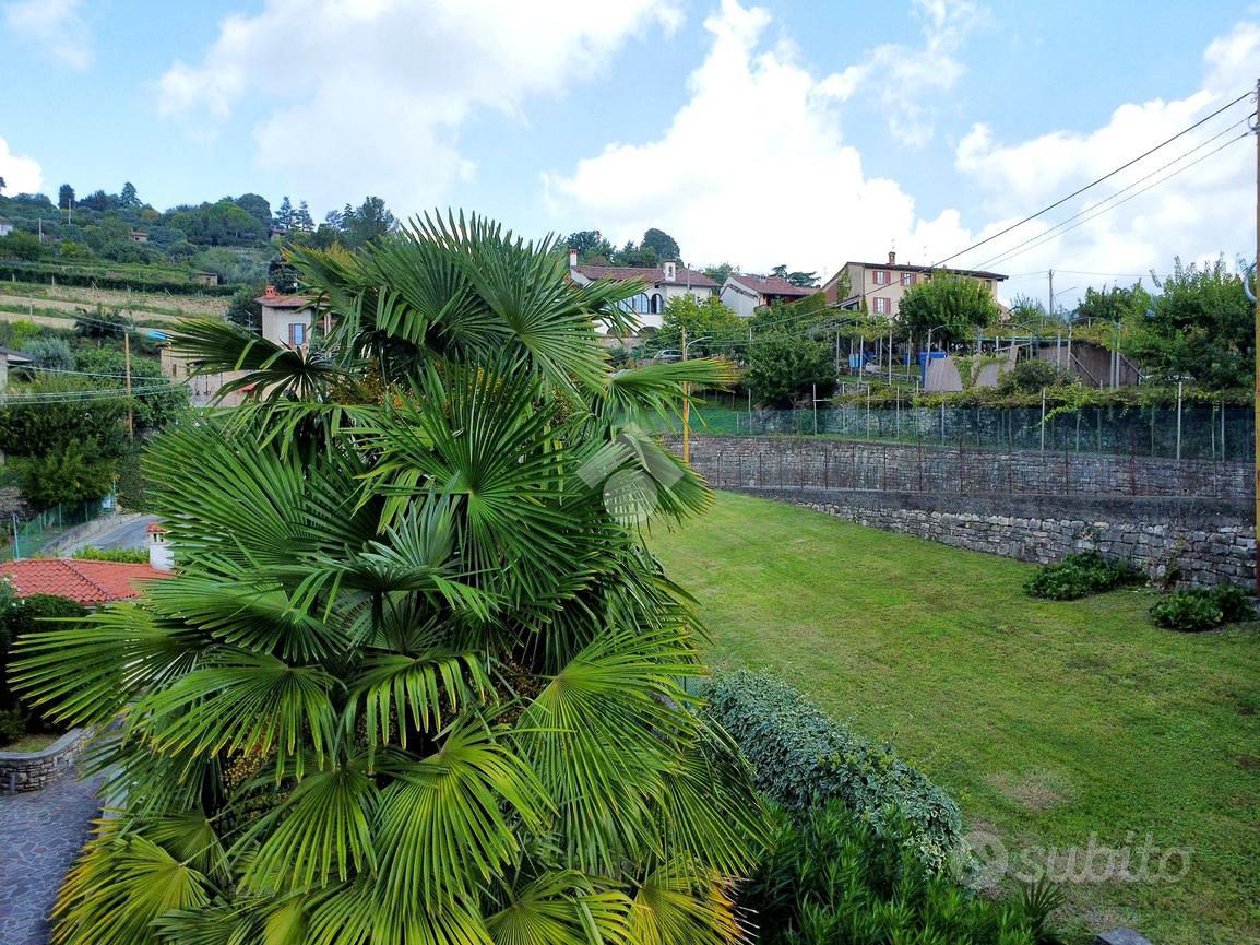 VILLA SINGOLA A CHIUDUNO - Altro