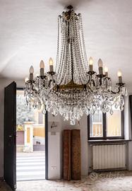 Lampadario classico in cristallo