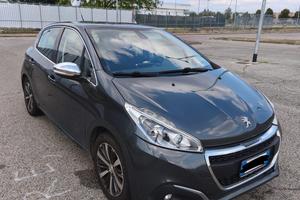 Peugeot 208 1.2 allure 