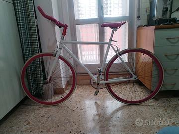 bicicletta scatto fisso mybikes beclick