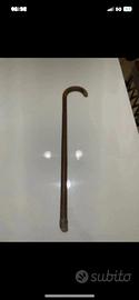 Bastone da passeggio vintage in legno curvo
