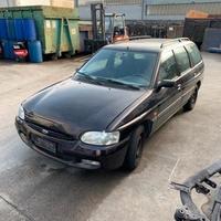 Ricambi Ford Escort 1997 - Vettura per ricambi