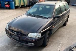 Ricambi Ford Escort 1997 - Vettura per ricambi