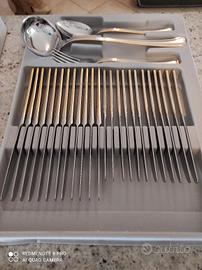 servizio di posate completo 