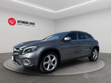 MERCEDES-BENZ GLA 180 d Business
