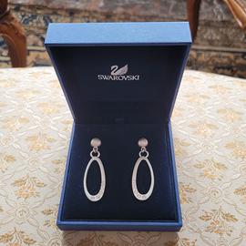 Orecchini Swarovski pendenti ovali con scatola