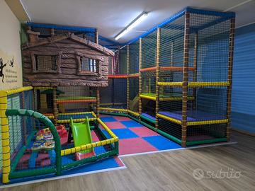 Attrezzatura sala per feste