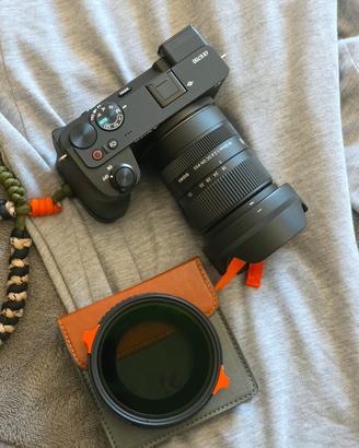 Sony a6700 + Sigma 18 - 50 Full Set