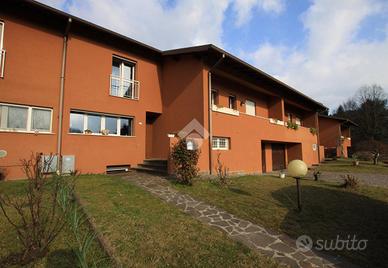VILLA A SCHIERA A LA VALLETTA BRIANZA