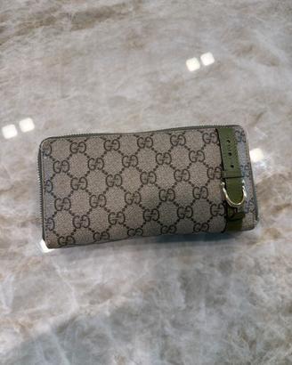 Portafoglio donna Gucci