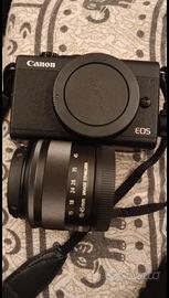 Canon eos m200