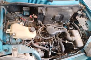 Auto fiat 600 pezzi di ricambio