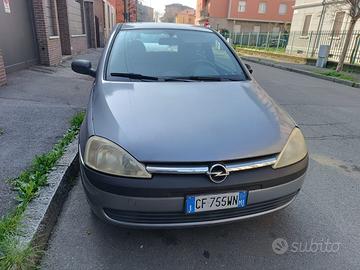 Unico proprietario benzina euro 4