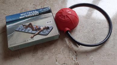 materassino gonfiabile