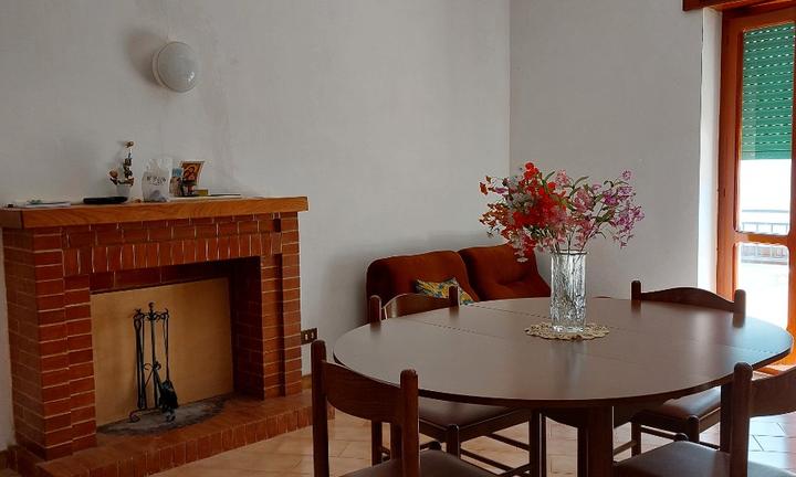 Vendita appartamento via collegiata 18 laurino