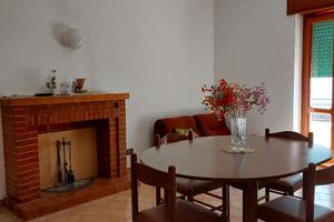 Vendita appartamento via collegiata 18 laurino