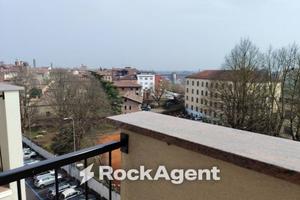 Appartamento di 129 m² con 4 locali e box auto a P
