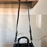 Chanel Neo Executive borsa a spalla pelle nero