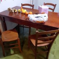 Tavolo Fratino con sedie