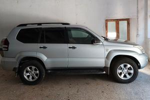 TOYOTA LAND CRUISER
