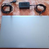 laptop 15.6 pollici + accessori nuovi