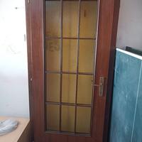 Porta interna con vetro completa di telaio